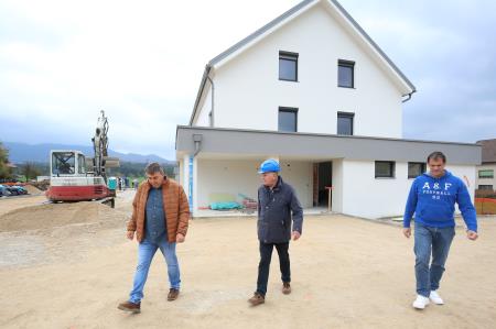 GRADBIŠČE CENTRA ZAŠČITE IN REŠEVANJA RAKEK OGLED 06 FOTO LJUBO VUKELIČ